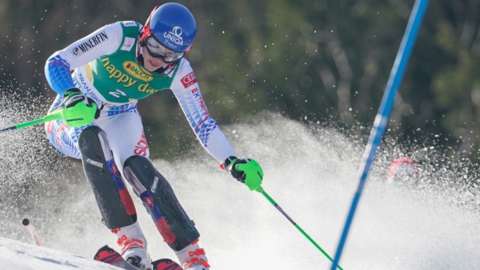 Erik Tomáš a Lucia Ďuriš Nicholsonová v relácii Na telo.