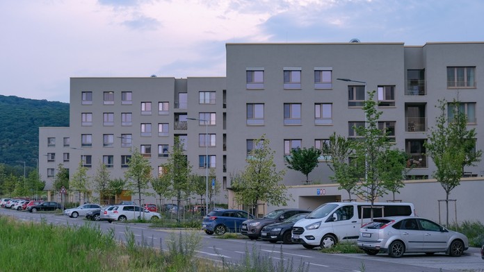 Slováci sú na tom ešte dobre. Maďari šokovali trh a majú najdrahšie hypotéky v EÚ