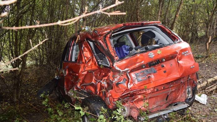 Tragická nehoda blízko obce Močiar. Zahynul vodič aj spolujazdec