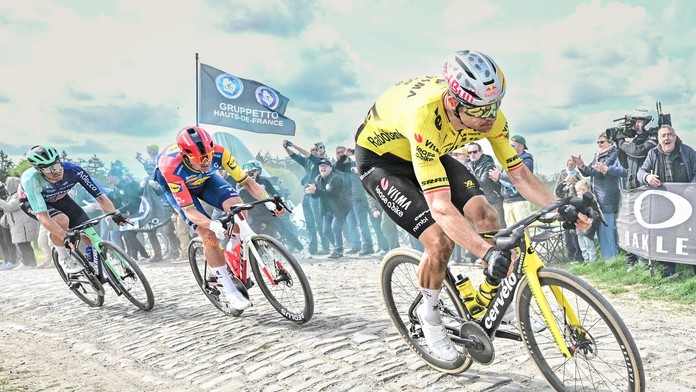 Wout van Aert na Paríž-Roubaix