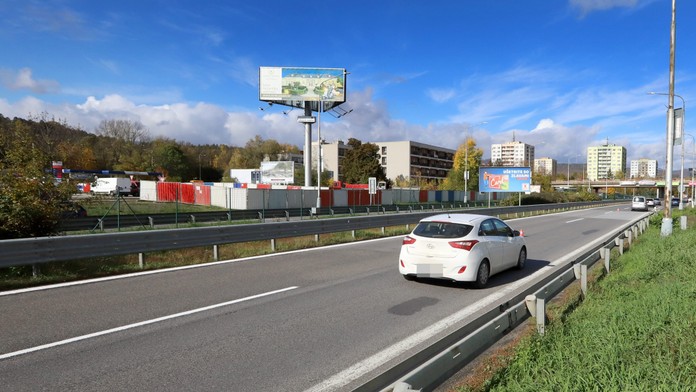 Rýchlostná cesta R1 na Zvolenskej ceste v Banskej Bystrici