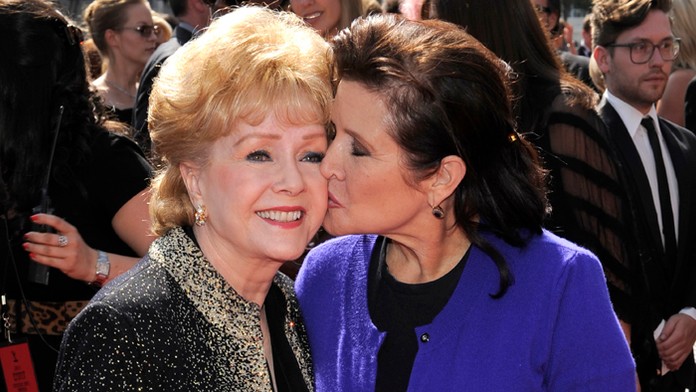 Debbie Reynoldsová a Carrie Fisherová.