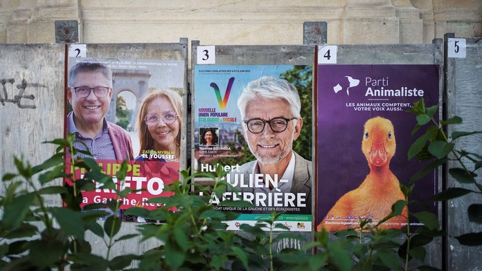 Vo Francúzsku sa začalo prvé kolo parlamentných volieb. Pozrite si, ako dopadol posledný prieskum