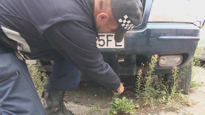 Zabývali sa v opustenom aute.