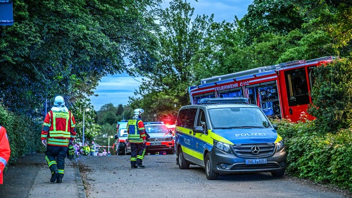 Nebezpečná hra sa skončila veľkým nešťastím. Pod štyrmi deťmi sa prepadla strecha športovej haly