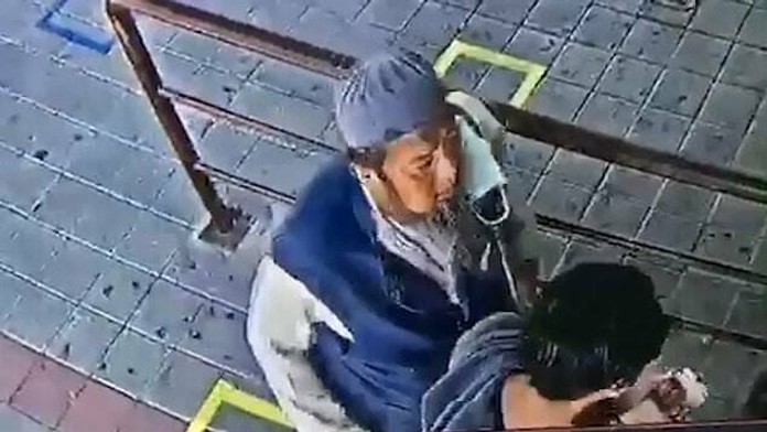 Tori a Jeremy na druhom rande.