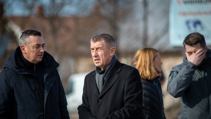 Poslanci vydali expremiéra Babiša na trestné stíhanie