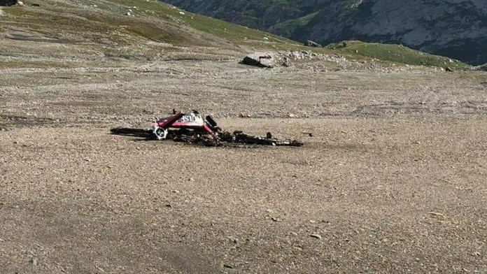 Vo Švajčiarsku sa zrútilo historické lietadlo