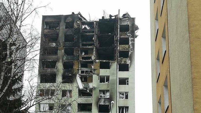 Výbuch zachytila bezpečnostná kamera blízkej reštaurácie.
