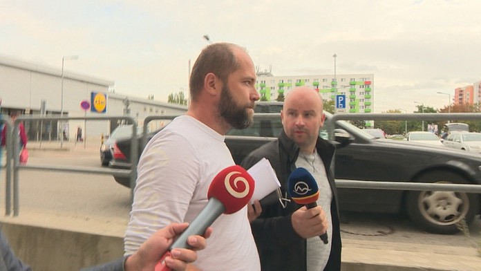 Expolicajt Vorobjov s políciou spolupracuje.