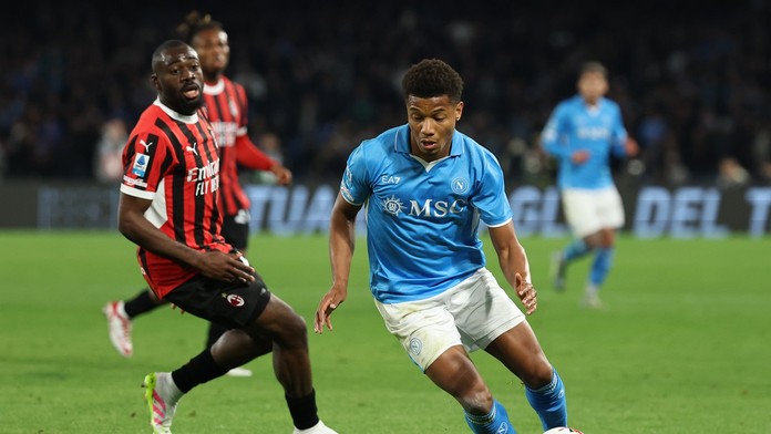 Serie A: Neapol rozhodol o triumfe nad AC Miláno už v prvom polčase. Čiernou škvrnou zranenie Lobotku