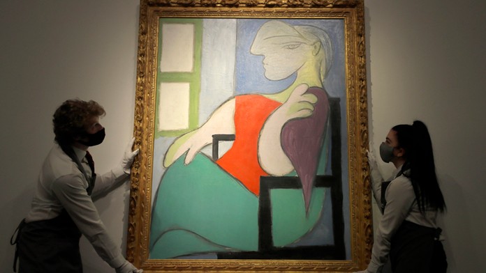 Obraz Pabla Picassa  z roku 1932 s názvom "Žena sediaca pri okne (Marie-Thérse)".