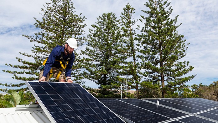 Pre domáce fotovoltické elektrárne sú ideálne monokryštalické panely