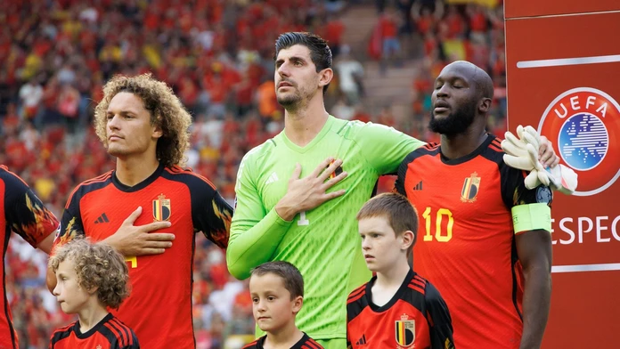 Belgicko potvrdilo neúčasť brankárskej hviezdy. S trénerom reprezentácie má napäté vzťahy