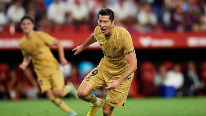 Atlético sa v Andalúzii nestratilo, Barcelone stačila trefa Lewandowskeho, Valladolid otočil v Getafe