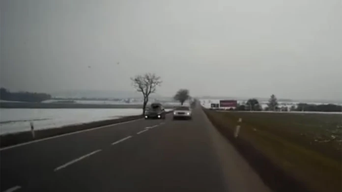 1_czoborova_cviky_tvnoviny.mp4