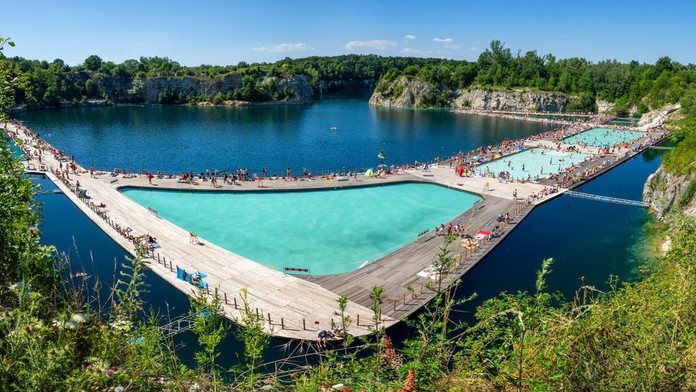 Neďaleko slovenských hraníc vzniklo unikátne kúpalisko. Pripomína chorvátsku krajinu a vstup je zadarmo