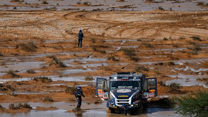 Dakar: Deviata etapa si vyžiadala nehodu, po ktorej zomrel fanúšik