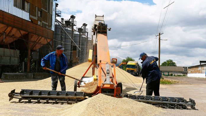 Rusko dohodu o vývoze ukrajinského obilia predĺži, len ak nebude blokovaný jeho vlastný export