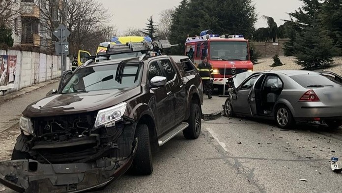 Hromadná nehoda pri Senci si vyžiadala jednu obeť