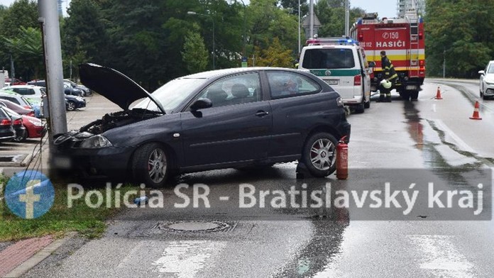 Nehoda v Bratislave.