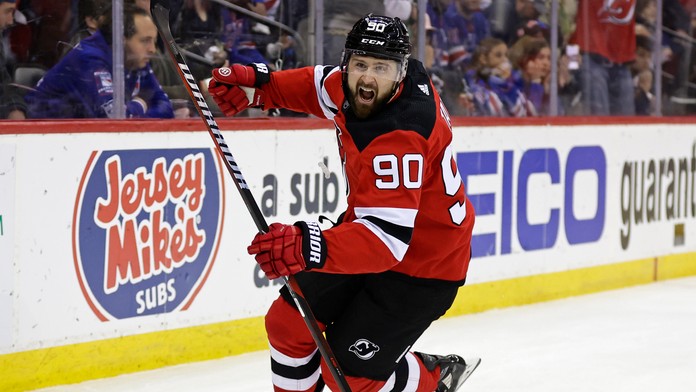 Tomáš Tatar sa teší po strelení gólu.