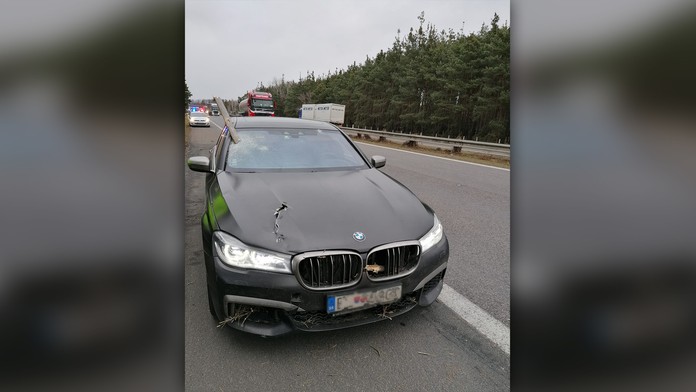 Poškodené vozidlo.