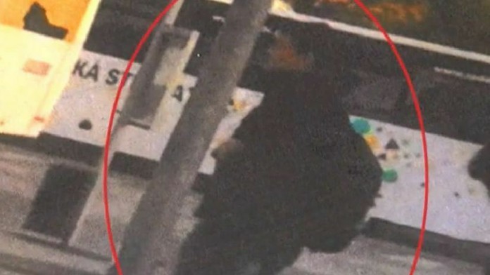 Sťahovanie študentov z internátov Univerzity Mateja Bela v Banskej Bystrici.