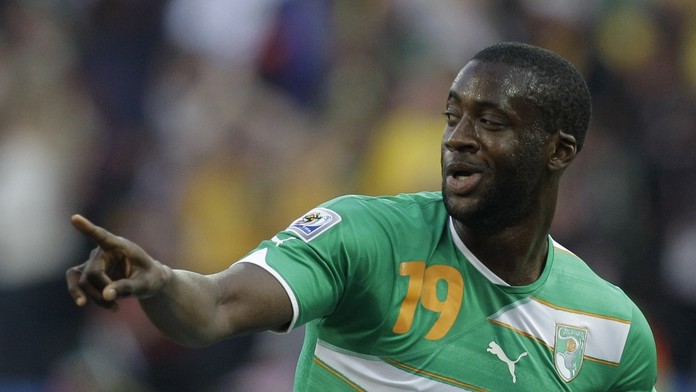 Yaya Touré v drese Pobrežia Slonoviny.