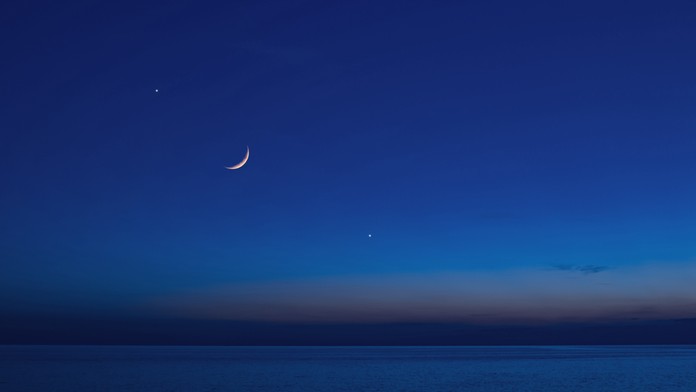 Unikátne vesmírne predstavenie: Päť planét a Mesiac sa zoradili na nočnej oblohe do jednej línie