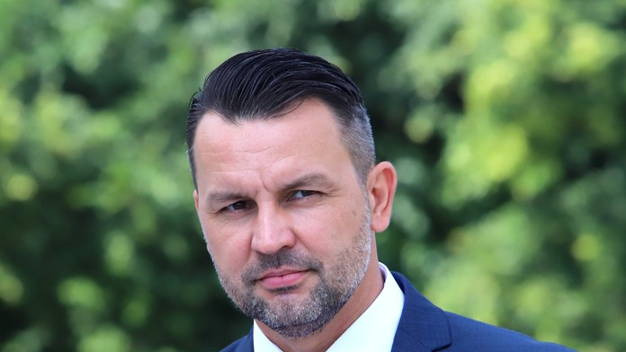 Modranský sa vzdáva kandidatúry na banskobystrického župana, podporí Polónyho