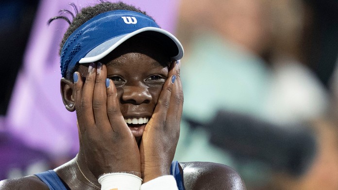 Spanilú jazdu domácim turnajom zakončila ziskom titulu. Mladučká Kanaďanka prekvapila tenisový svet