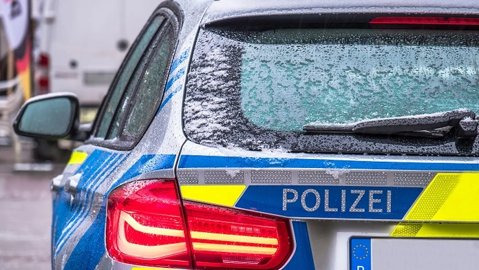 Študent strednej školy sa po vražde učiteľky sám prihlásil nemeckej polícii