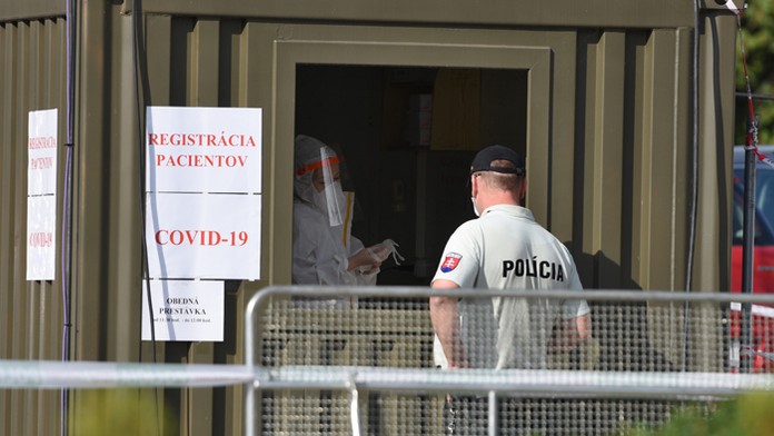 Nora Kabrheľová, predtým známa ako Mojsejová.