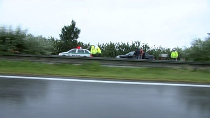 Polícia strieľala po nesprávnom aute plnom študentov