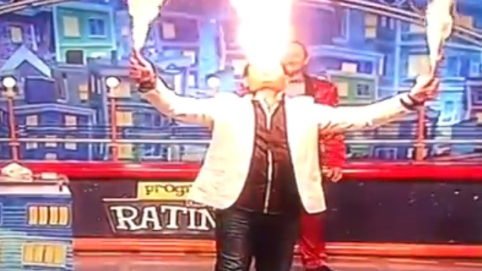 Moderátor a chrlič ohňa Luis Ricardo začal horieť.