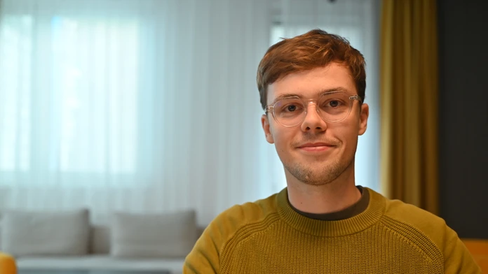 Max Sobek: Slováci majú o divadlo záujem, ale je to pre nich sviatok, nie bežná súčasť života (rozhovor)