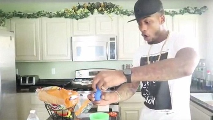 YouTuber dal svojim deťom do zmrzliny preháňadlo