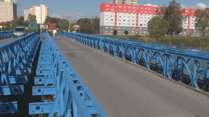 Predražený náter mosta