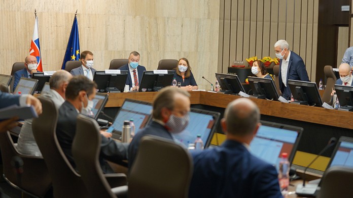 Predseda vlády Igor Matovič a vicepremiér Richard Sulík.