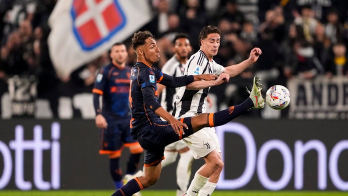 Juventus poskočil, ale jeho prenasledovatelia majú výhodu. Inter zdolal Cagliari, Obert začal z lavičky