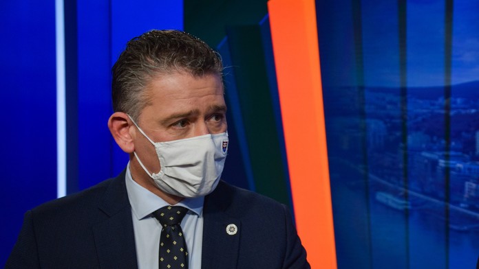 Roman Mikulec pred vysielaním.