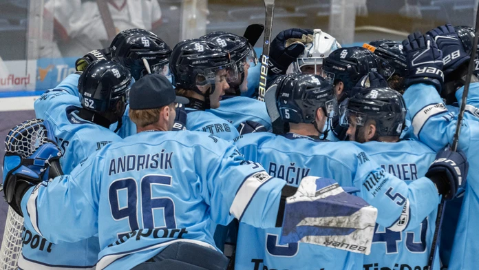 Slovan uspel v prestrelke vďaka štyrom bodom kapitána. Trápenie Popradu nemá konca, Nitra potvrdila formu