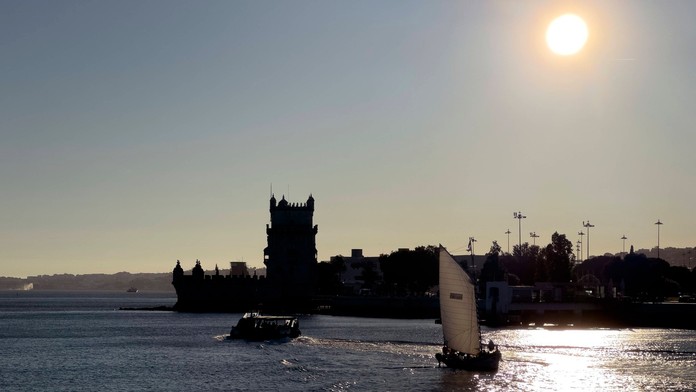 VIDEO: Pobrežie Portugalska zasiahlo silné zemetrasenie. Epicentrum ležalo v mori pri Lisabone