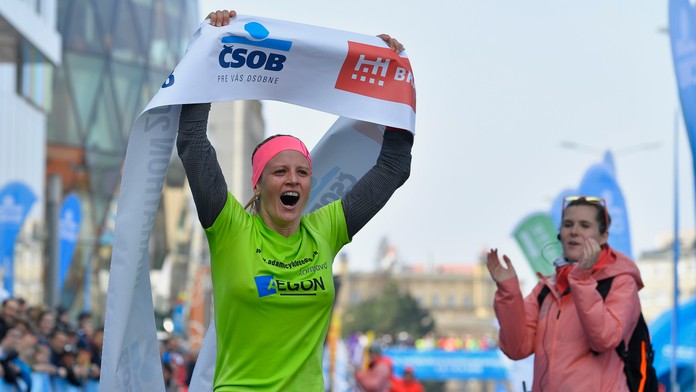 Na snímke víťazka 13. ročníka ČSOB Bratislava Marathon 2018 v kategórii žien Slovenka Kristína Néč Lapinová.