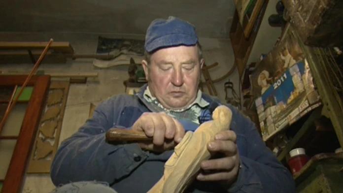 19 ZA Rezbar bez prstov.transferweb_jpg_bez_watermarku_1.jpg