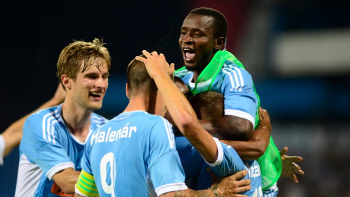 Seydouba Soumah, Juraj Halenár a radosť strelenia gólu proti Šerif Tiraspoľ (Moldavsko) 