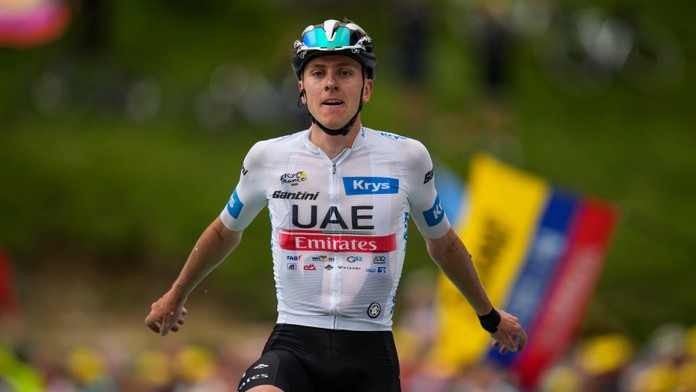 Tour de France: Pogačar v závere nedal Vingegaardovi šancu. Ten si však berie žltý dres