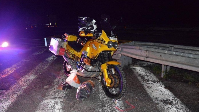 Dovolenkárov zaskočili nečakane veľké vlny.