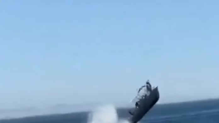 VIDEO: Do výletnej lode narazil obrovský živočích. Tá následne vyletela do vzduchu, pričom sa zranilo šesť ľudí